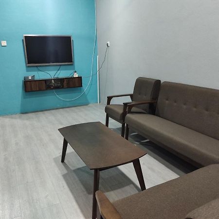Alish Homestay Gua Musang With Free Wifi, Netflix Exteriör bild